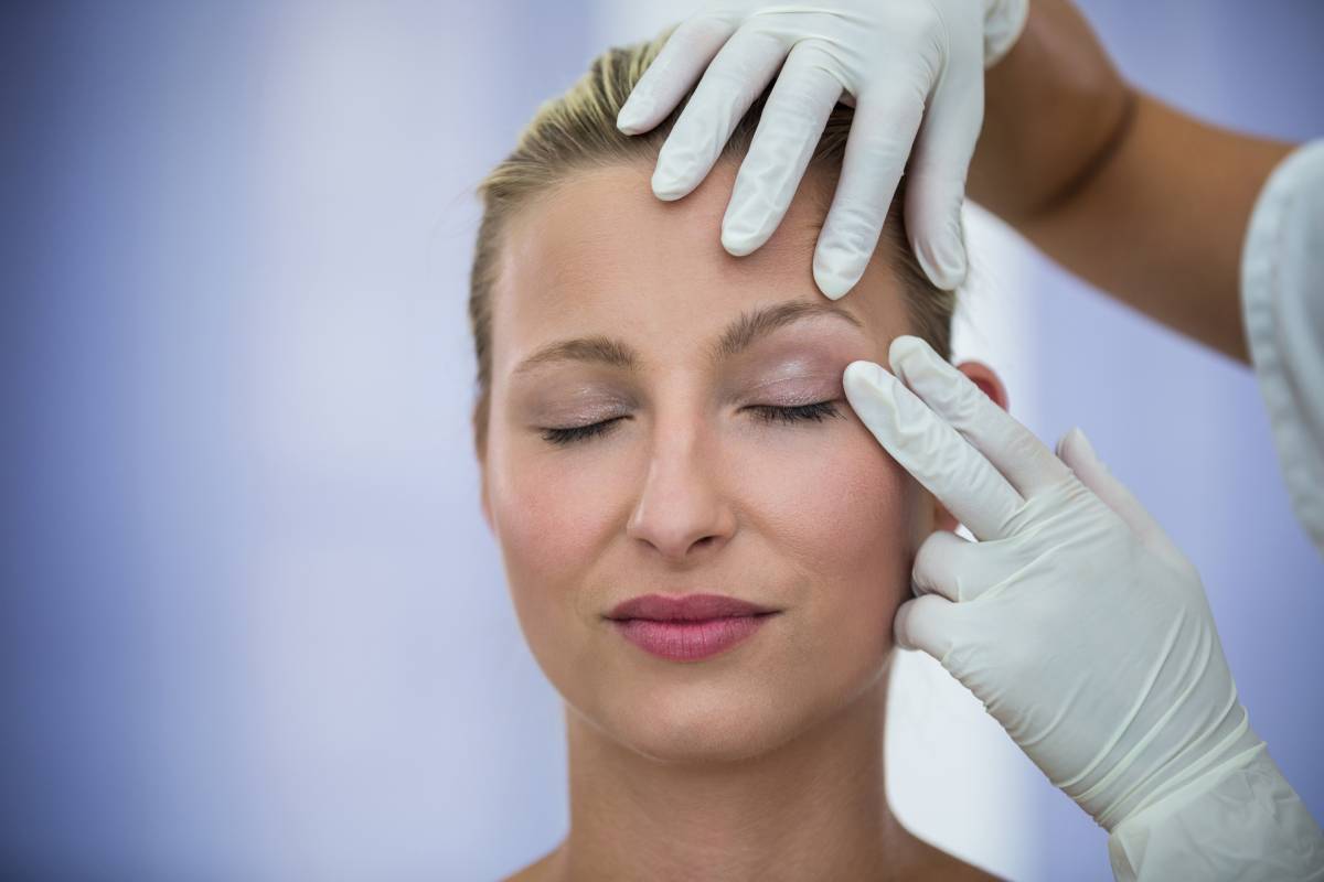 Eyebrow Lift with Botox vs. Surgery: Which One Is Better for You?
